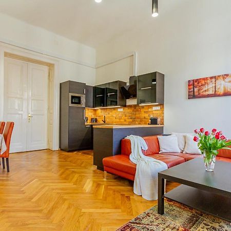 Supercentral Boutique Suite Βουδαπέστη Εξωτερικό φωτογραφία