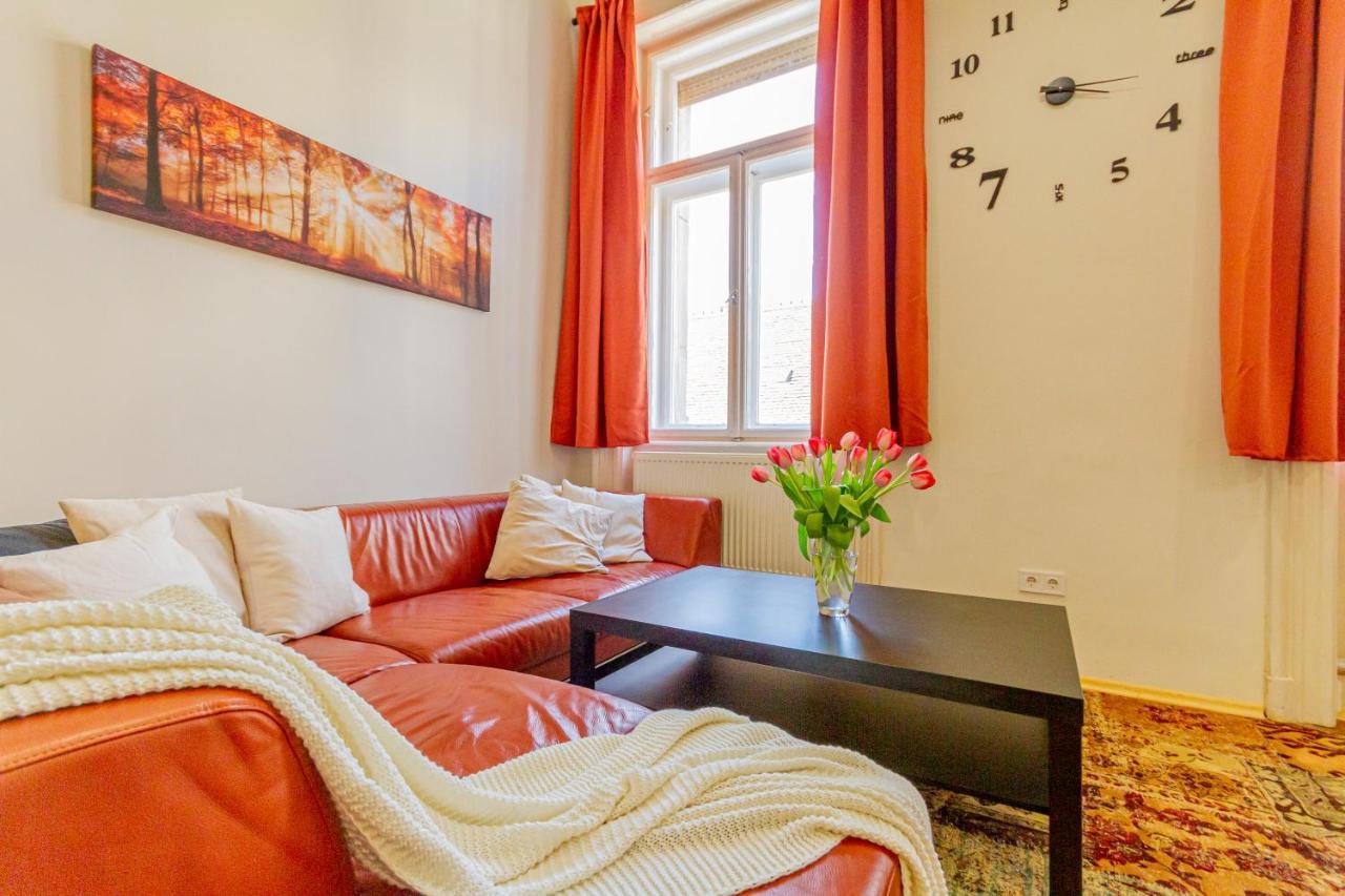 Supercentral Boutique Suite Βουδαπέστη Εξωτερικό φωτογραφία